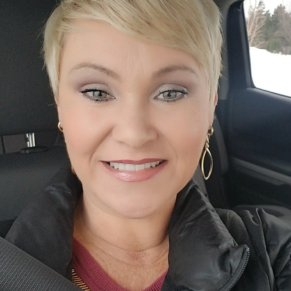 Meet your Posher, Tracy